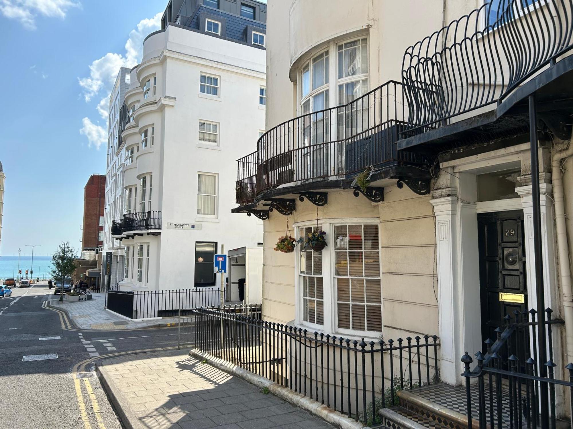 Two Top Central Beach Studios - Also Separate Spa Cabin And Watersports Hove Buitenkant foto
